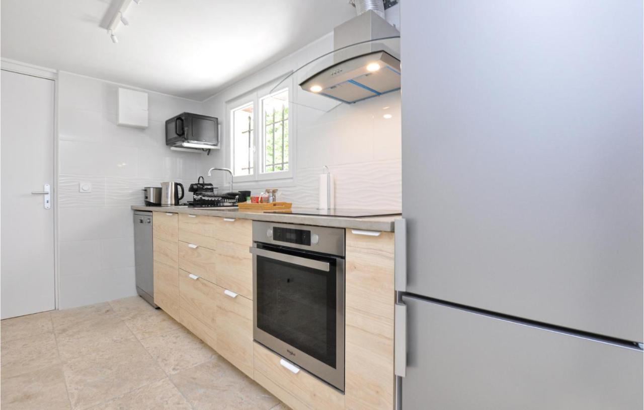 Awesome Apartment In Saint-Jeannet With Kitchen Экстерьер фото