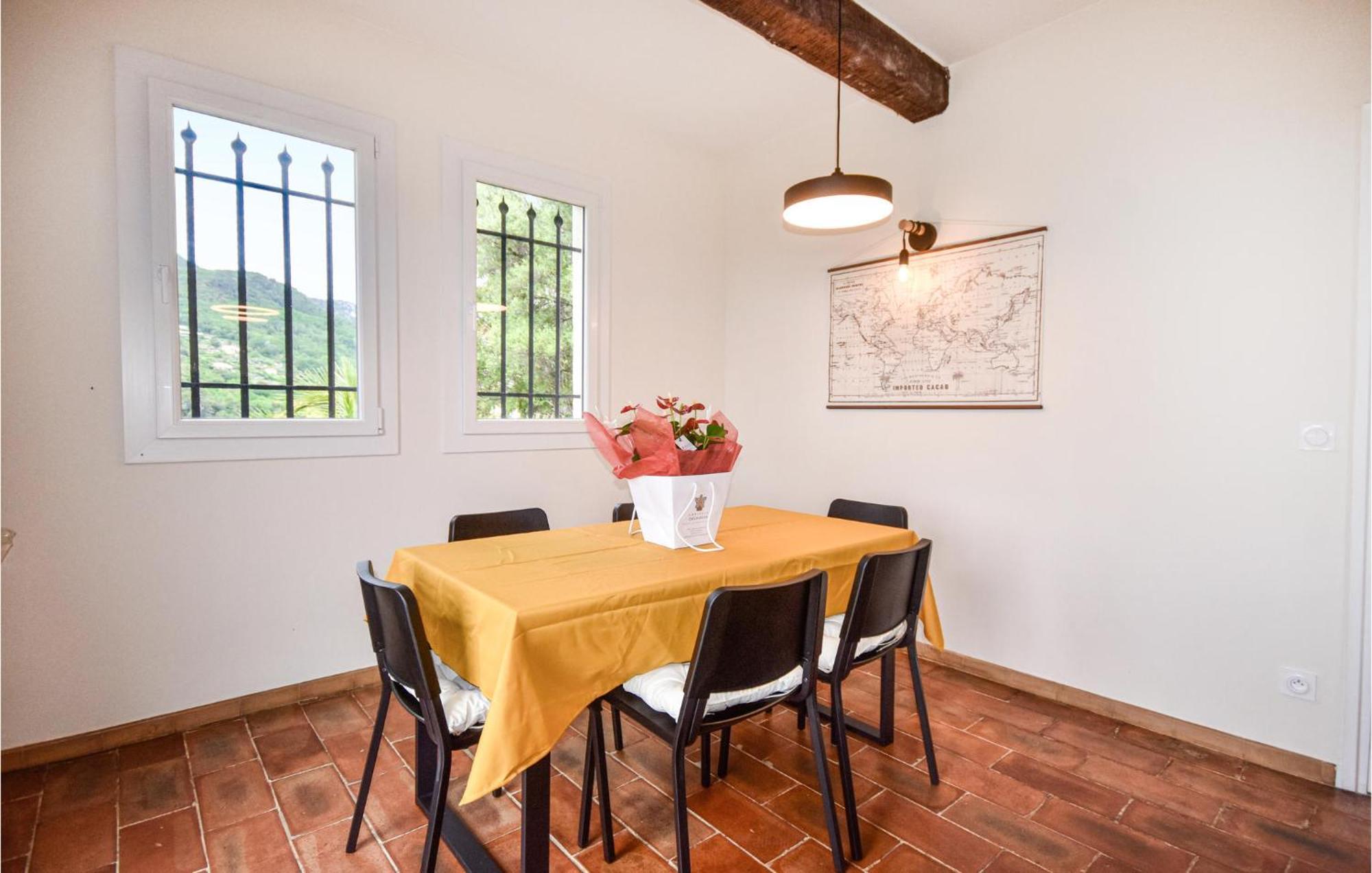 Awesome Apartment In Saint-Jeannet With Kitchen Экстерьер фото