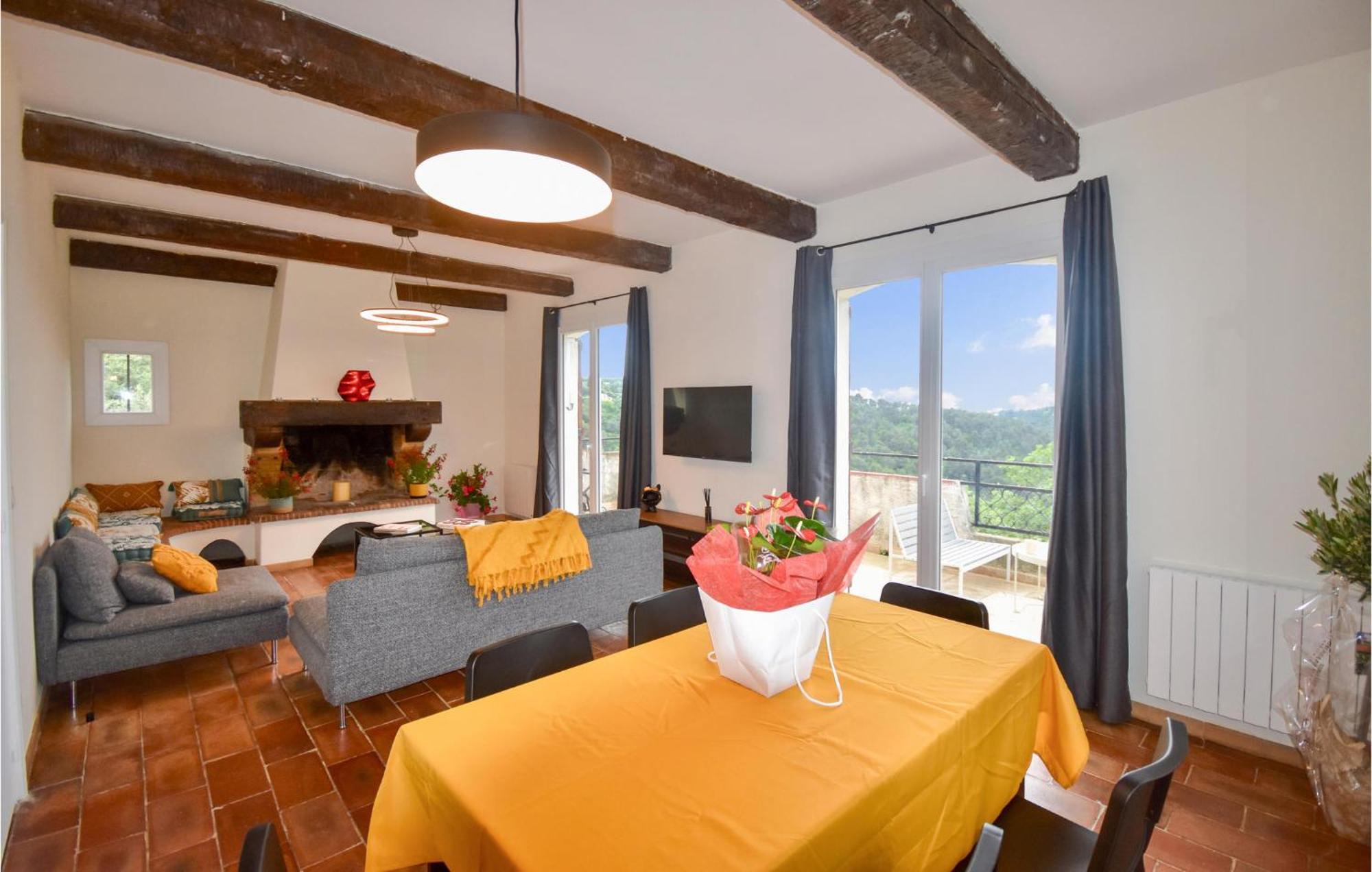 Awesome Apartment In Saint-Jeannet With Kitchen Экстерьер фото