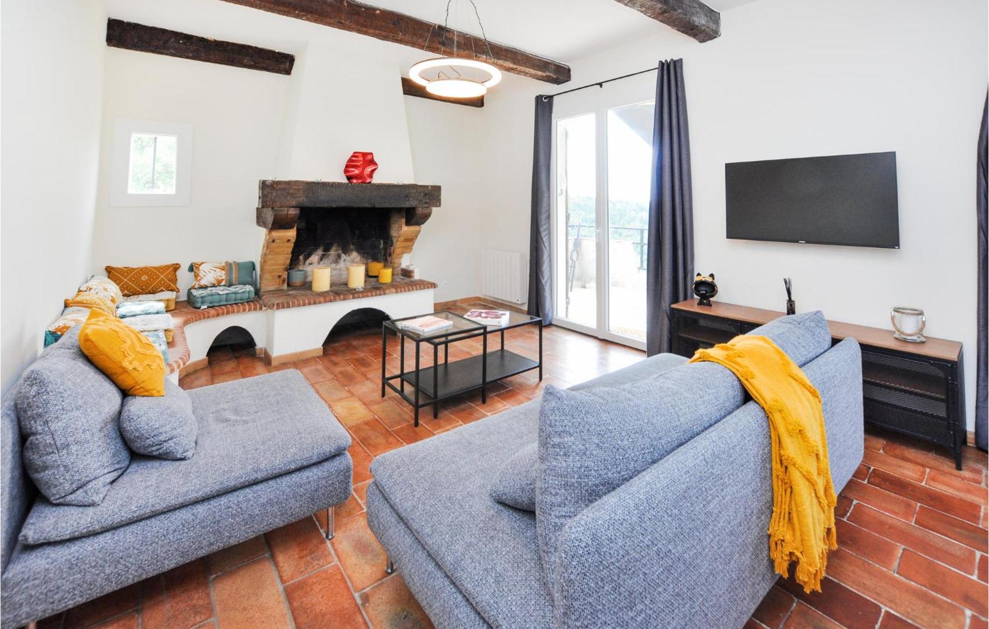 Awesome Apartment In Saint-Jeannet With Kitchen Экстерьер фото