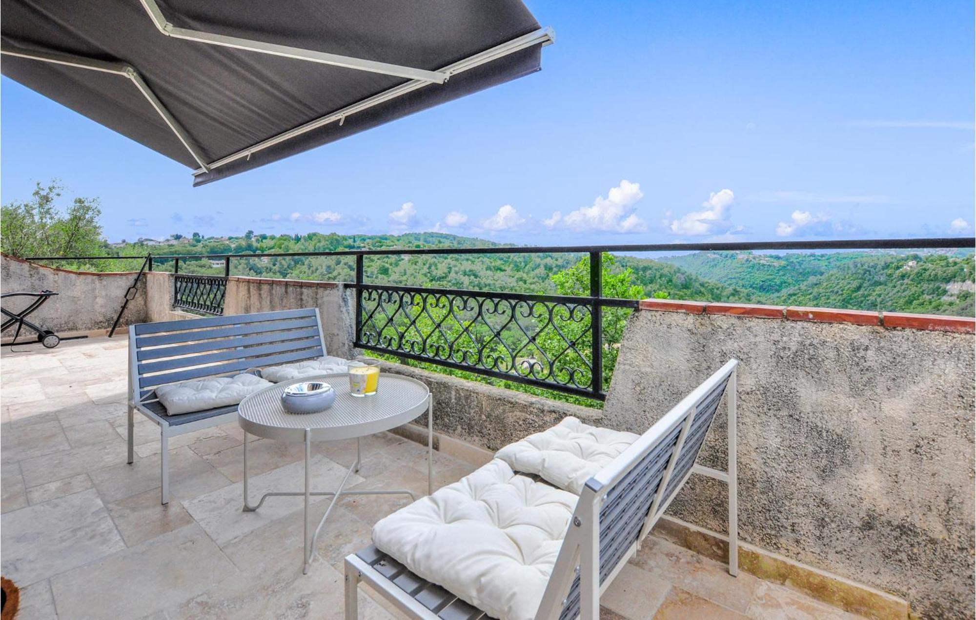Awesome Apartment In Saint-Jeannet With Kitchen Экстерьер фото